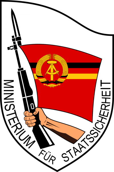 Emblema Stasi - foto preluat de pe ro.wikipedia.org
