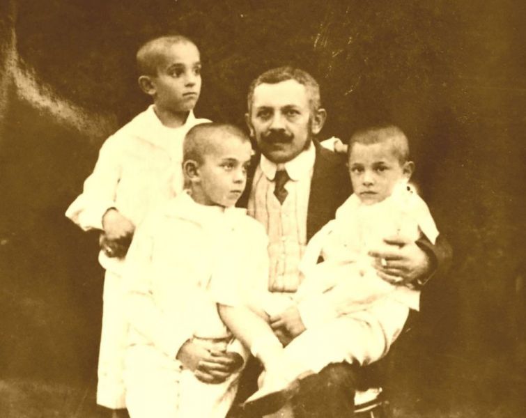 Iancu Flondor (1865 - 1924) - foto preluat de pe ziarullumina.ro
